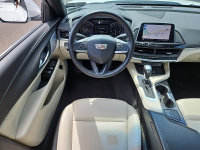 2024 Cadillac CT4 Luxury