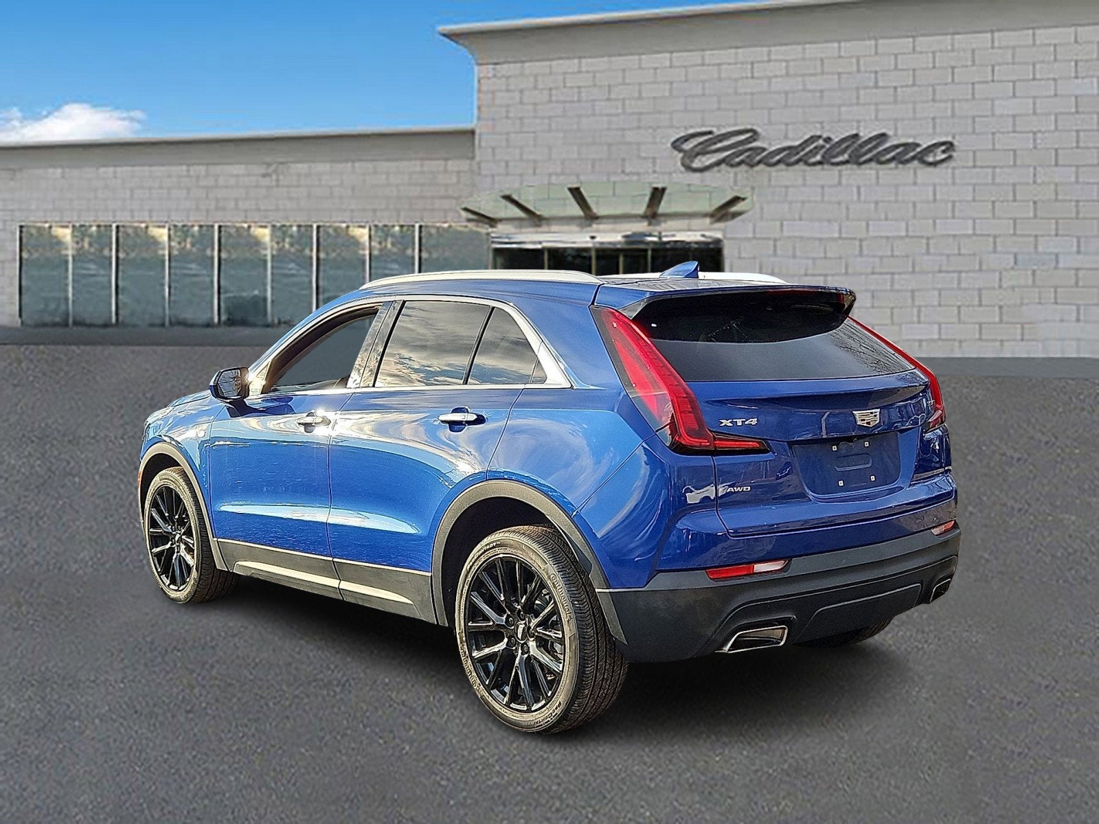 2023 Cadillac XT4 Luxury