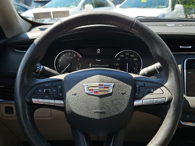 2023 Cadillac XT4 AWD Luxury