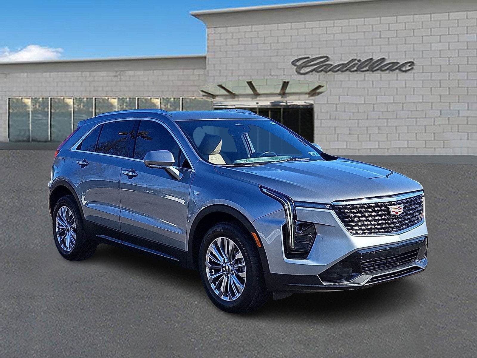 2025 Cadillac XT4 Premium Luxury
