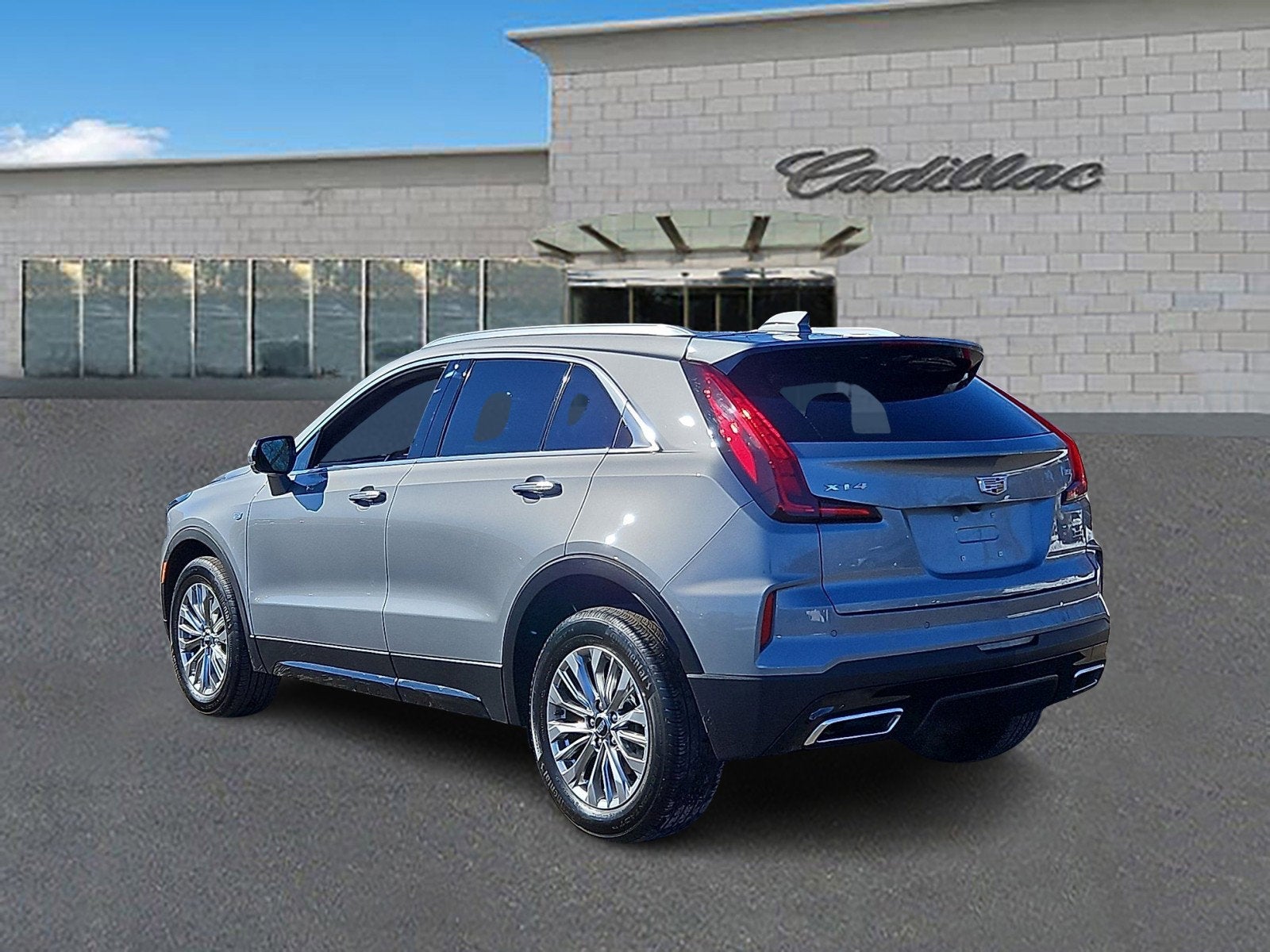 2025 Cadillac XT4 Premium Luxury