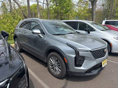 2025 Cadillac XT4 Premium Luxury