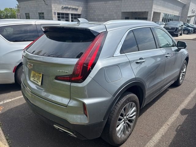2025 Cadillac XT4 Premium Luxury