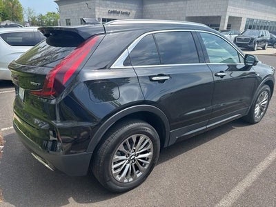 2025 Cadillac XT4 Premium Luxury