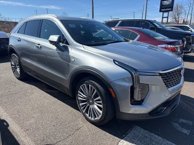2024 Cadillac XT4 Premium Luxury