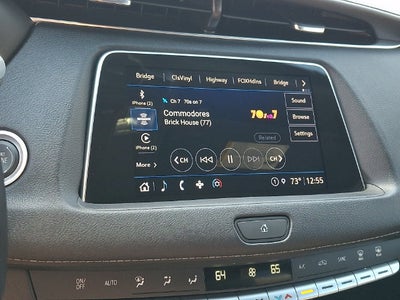 2022 Cadillac XT4 AWD Premium Luxury