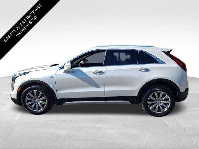 2022 Cadillac XT4 AWD Premium Luxury