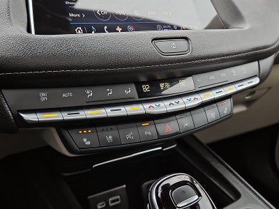 2022 Cadillac XT4 Premium Luxury