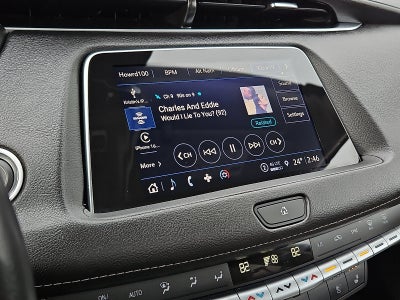 2022 Cadillac XT4 Premium Luxury