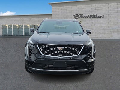 2022 Cadillac XT4 Premium Luxury