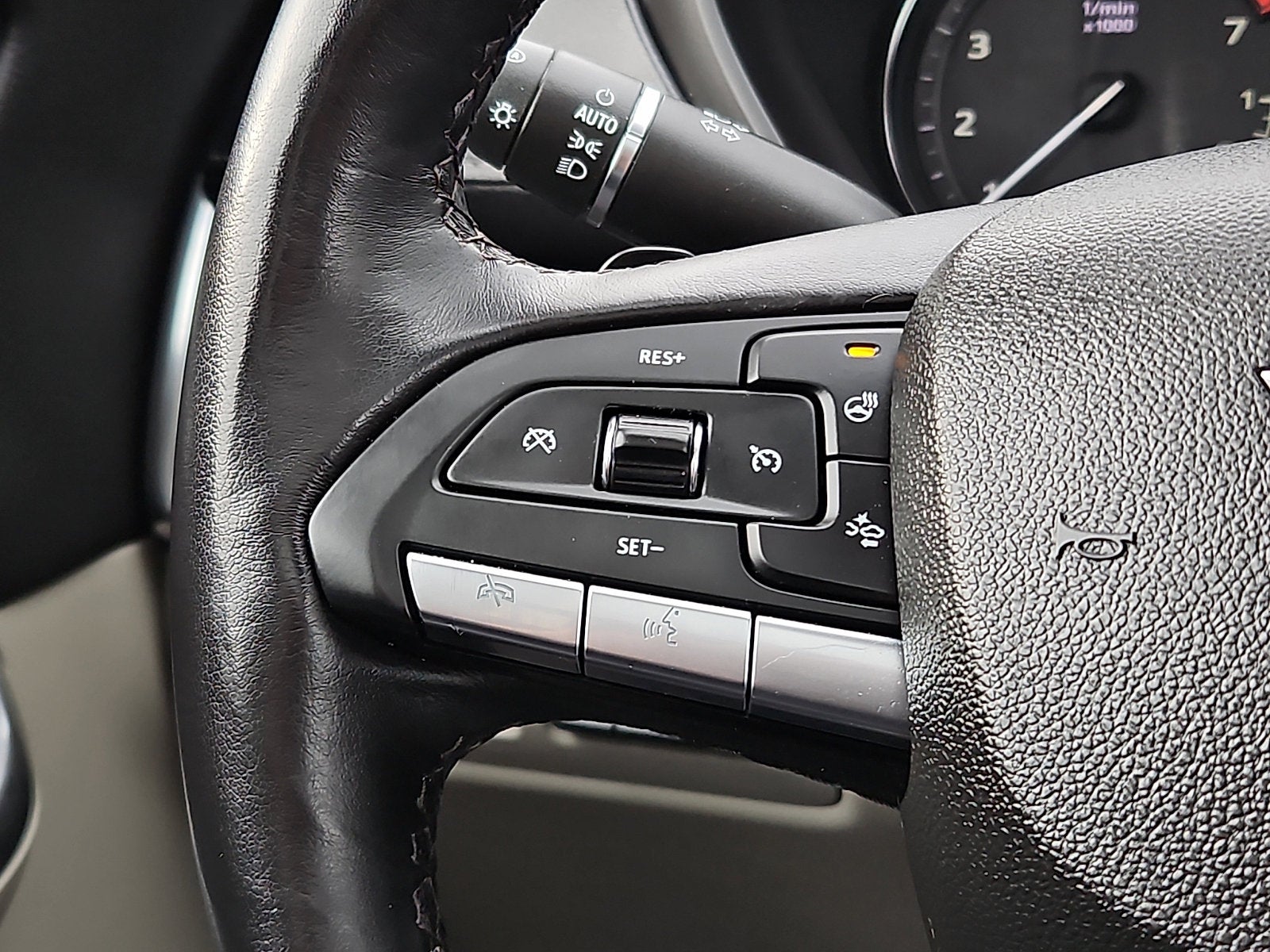 2022 Cadillac XT4 Premium Luxury