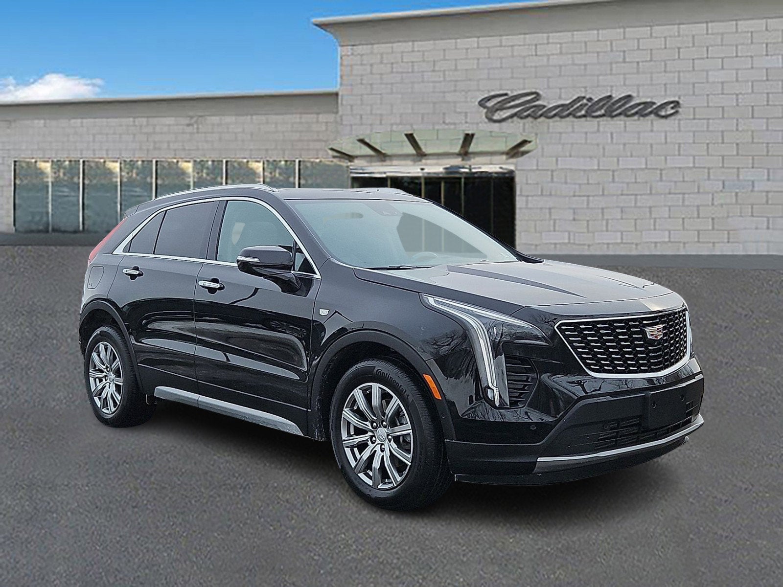 2022 Cadillac XT4 Premium Luxury