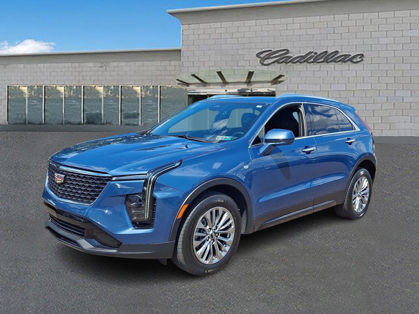 2024 Cadillac XT4 Premium Luxury
