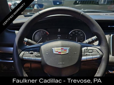 2023 Cadillac XT4 Premium Luxury