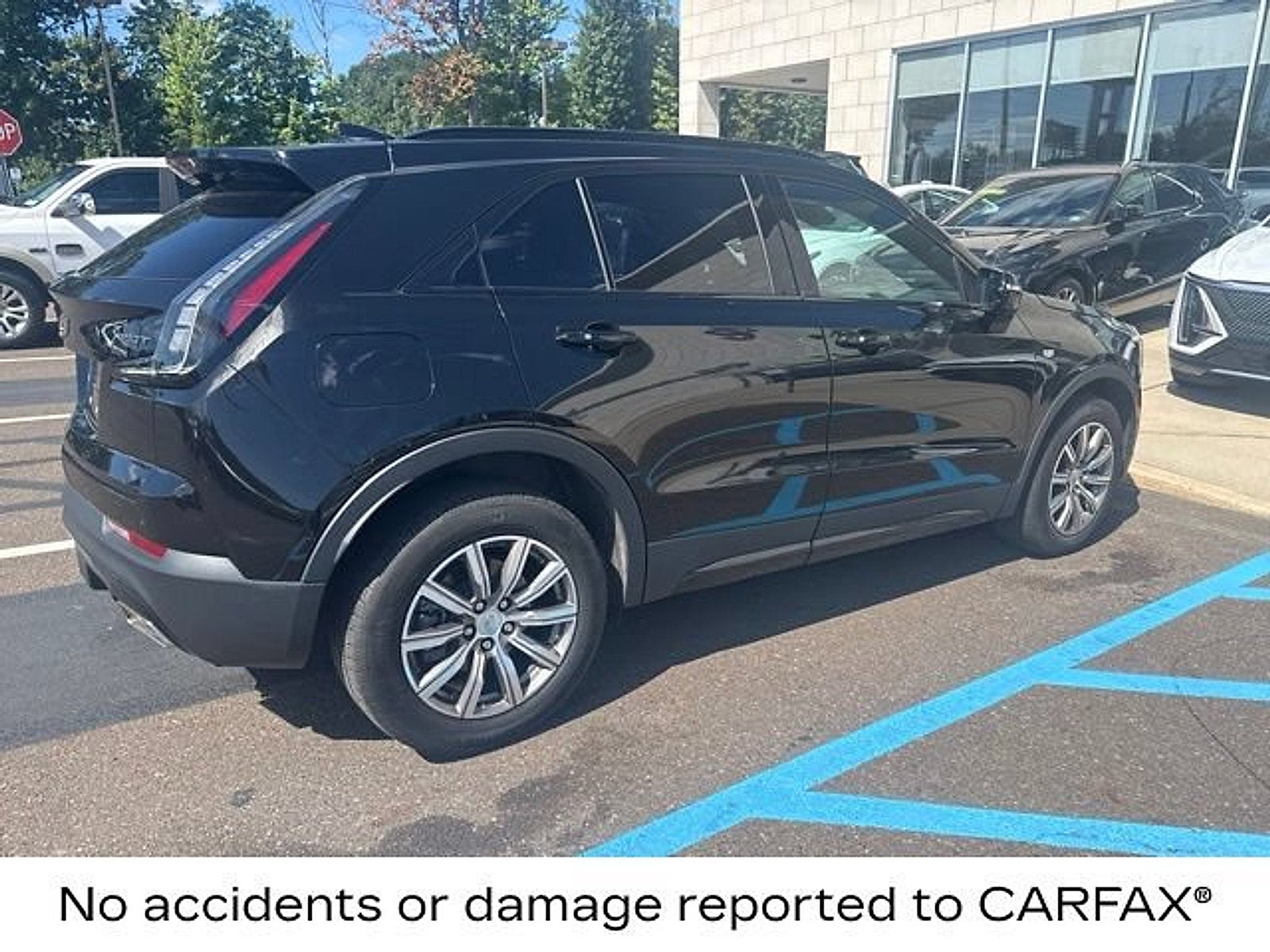 2023 Cadillac XT4 AWD Sport
