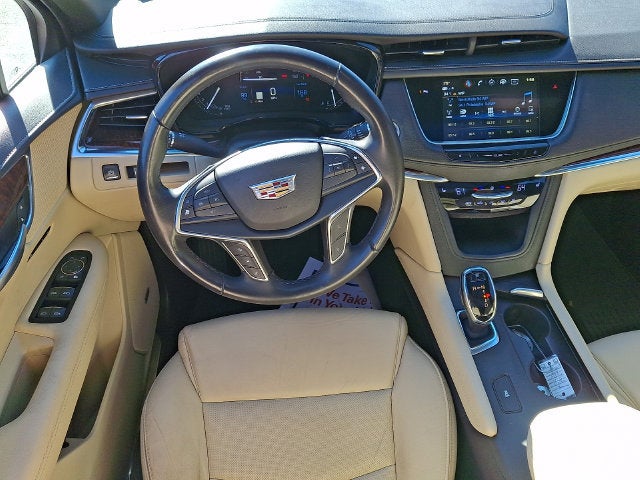 2018 Cadillac XT5 Luxury FWD