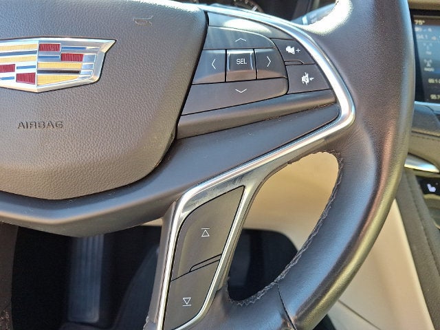 2018 Cadillac XT5 Luxury FWD