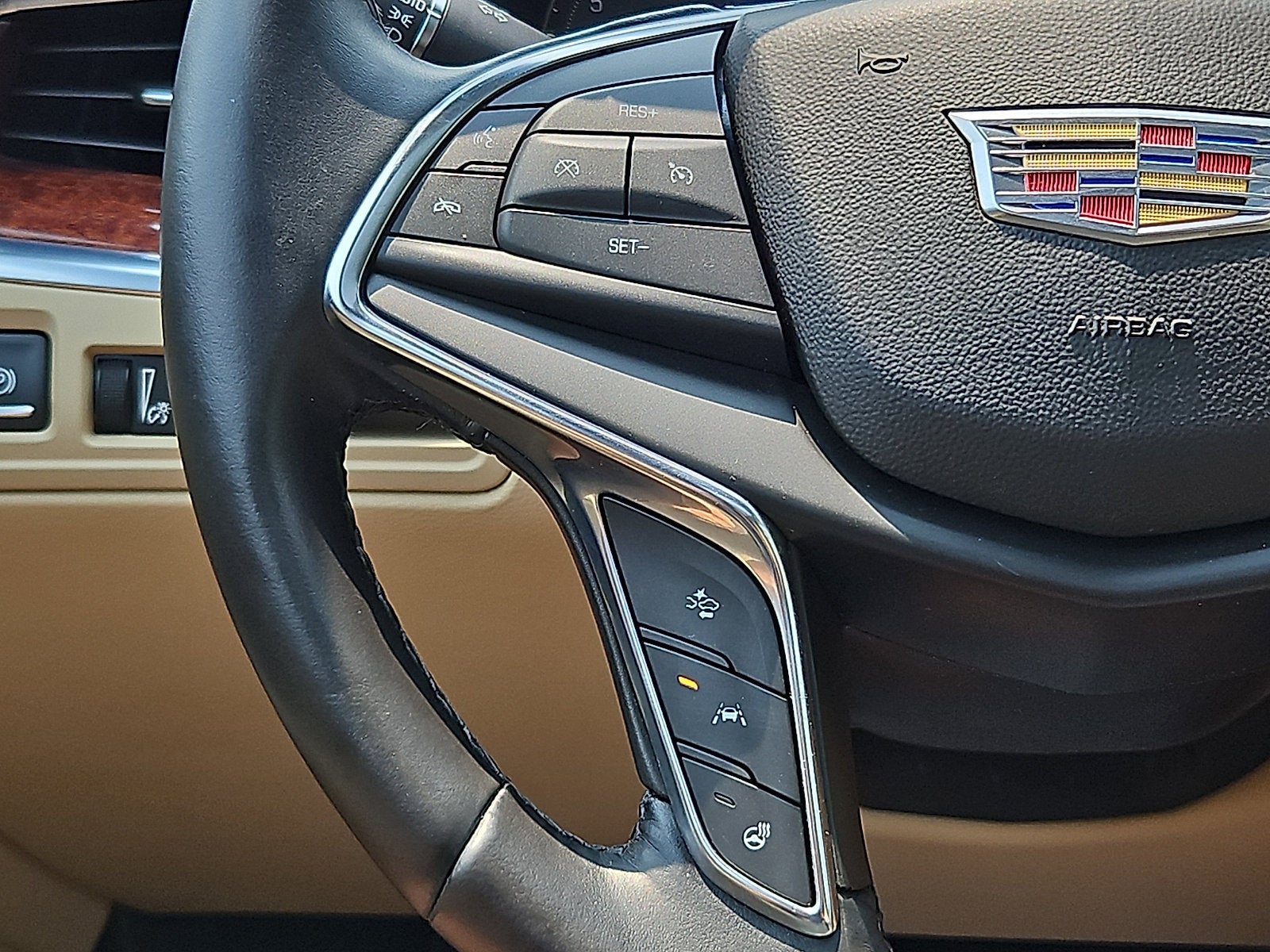 2019 Cadillac XT5 Luxury AWD
