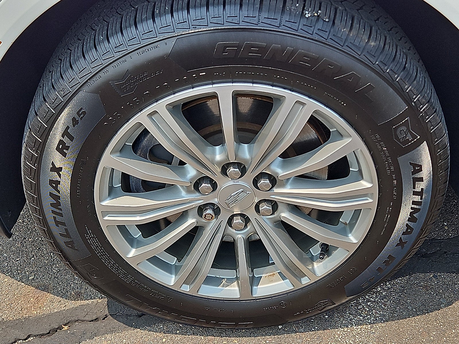 2019 Cadillac XT5 Luxury AWD