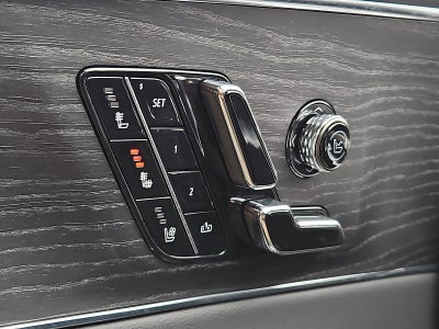 2023 Cadillac LYRIQ Luxury