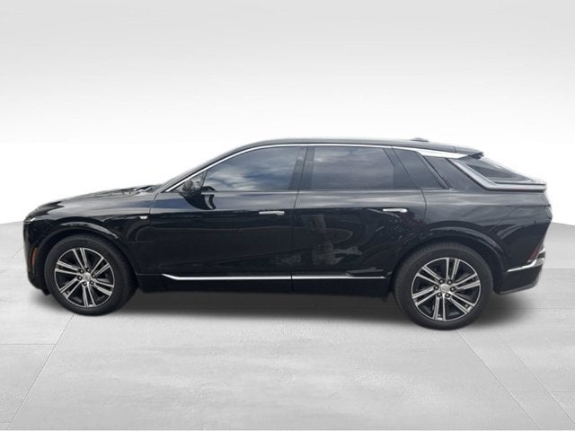 2024 Cadillac LYRIQ Luxury 1