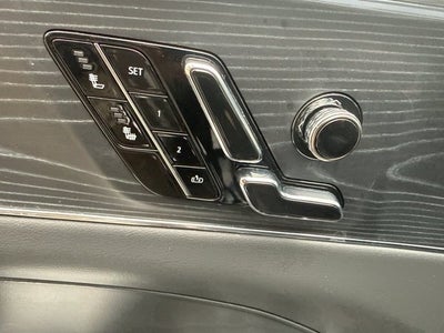 2024 Cadillac LYRIQ Luxury 1