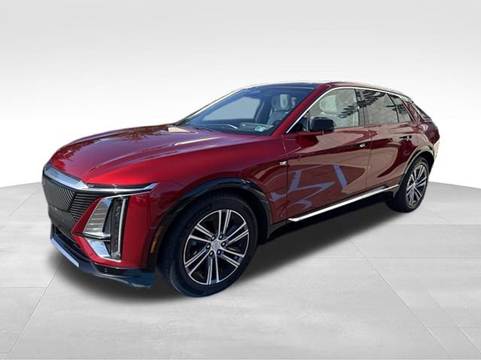 2024 Cadillac LYRIQ Luxury 2