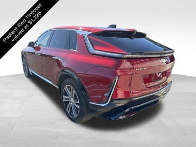 2024 Cadillac LYRIQ Luxury 2