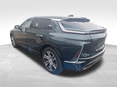 2024 Cadillac LYRIQ Luxury 2