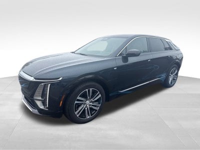 2024 Cadillac LYRIQ Luxury 2