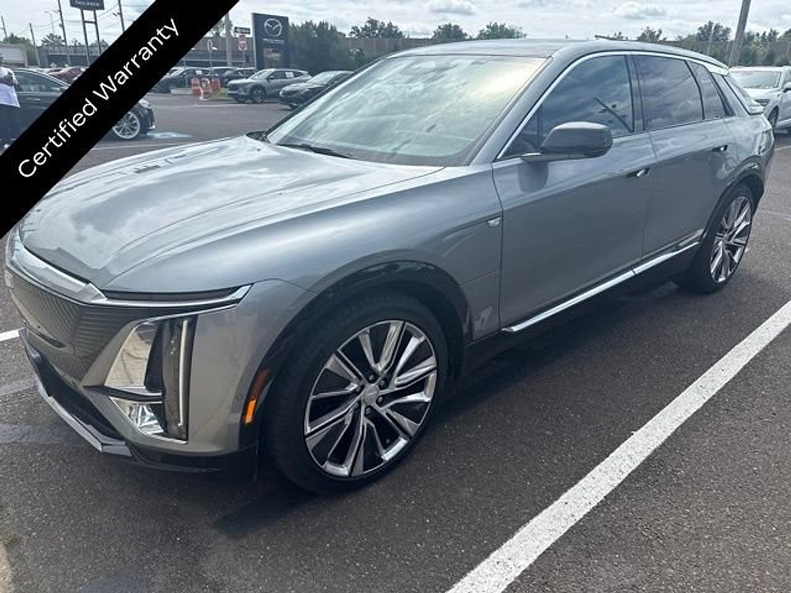 2024 Cadillac LYRIQ Luxury 3