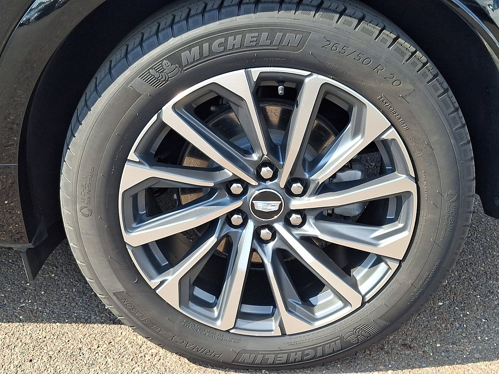 2024 Cadillac LYRIQ Sport 1