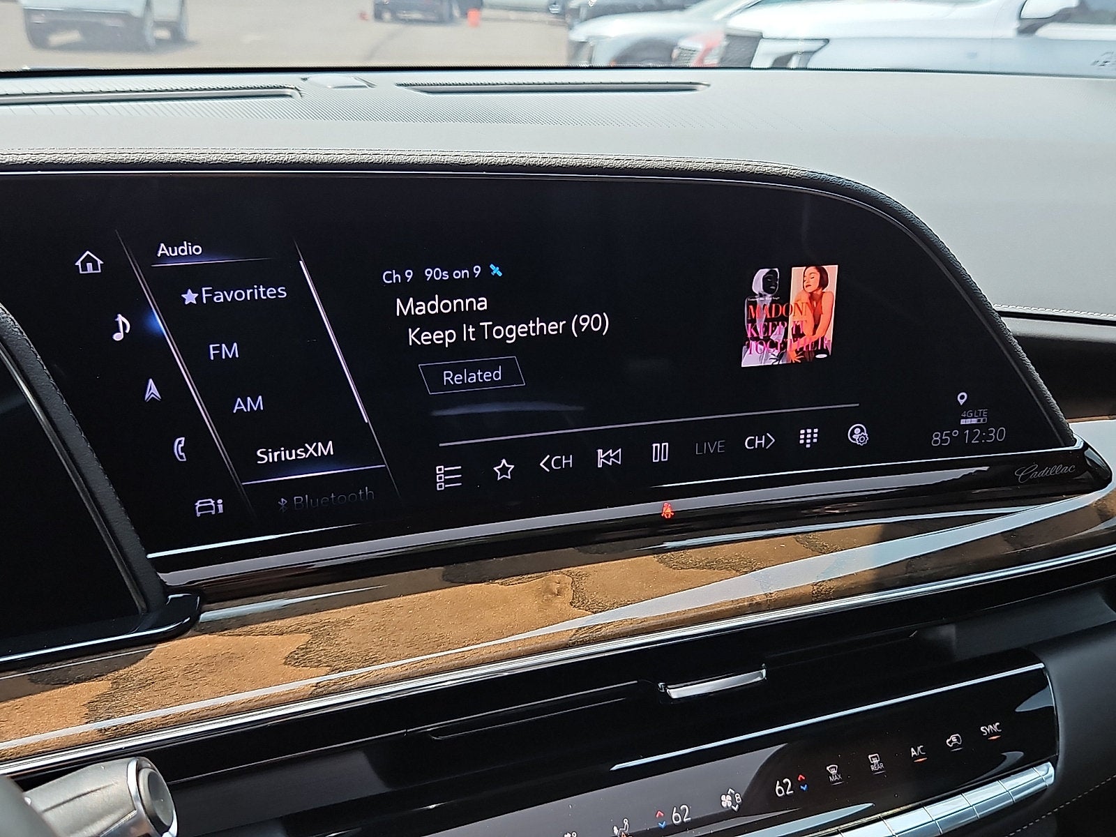 2024 Cadillac Escalade Sport Platinum