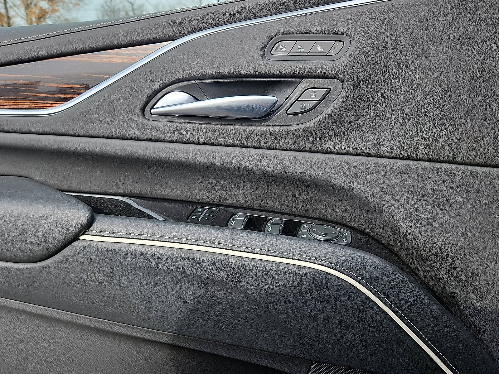 2023 Cadillac Escalade ESV Premium Luxury