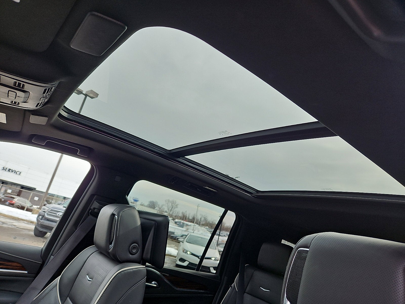 2023 Cadillac Escalade ESV Premium Luxury