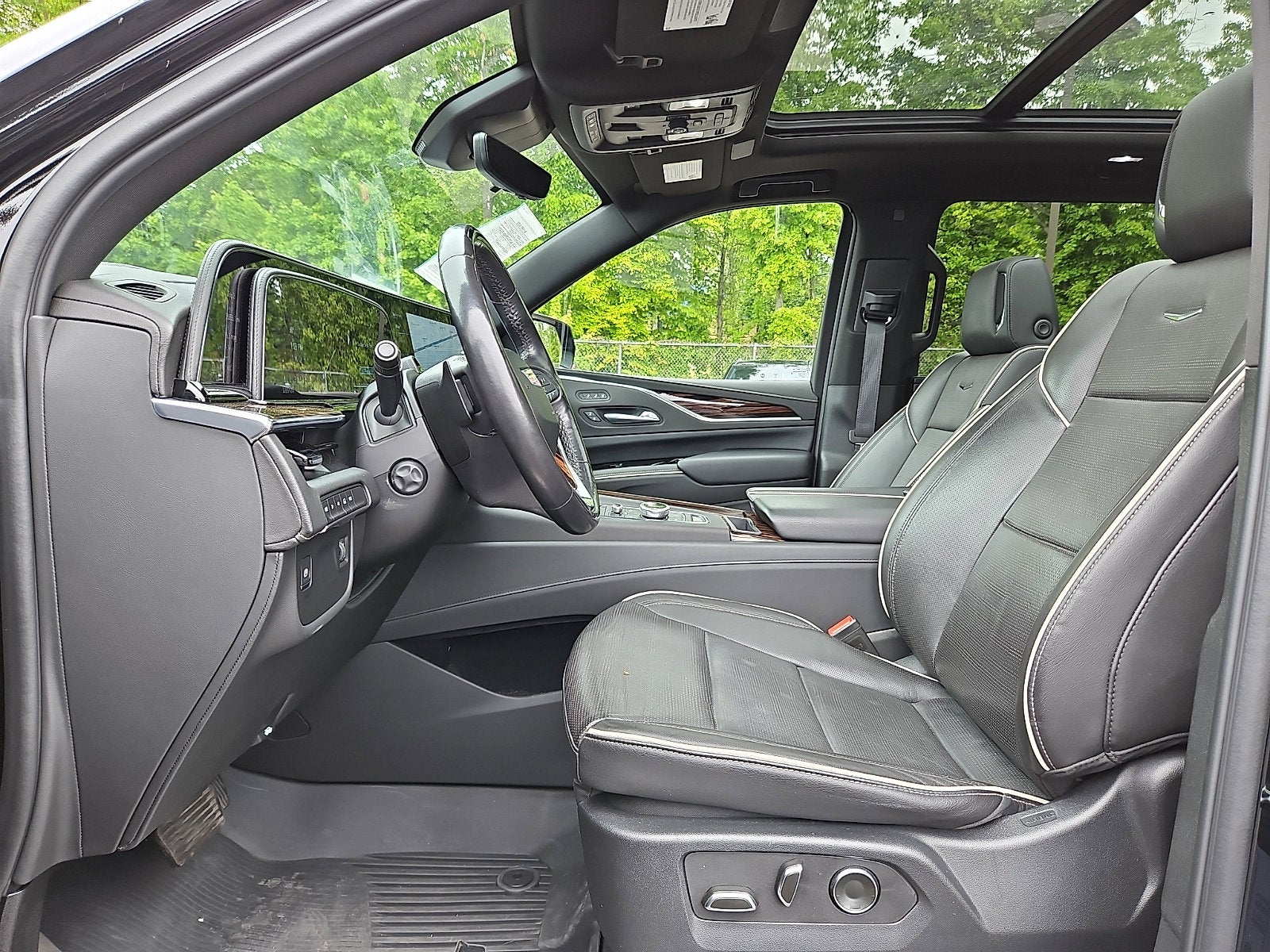2024 Cadillac Escalade ESV Premium Luxury