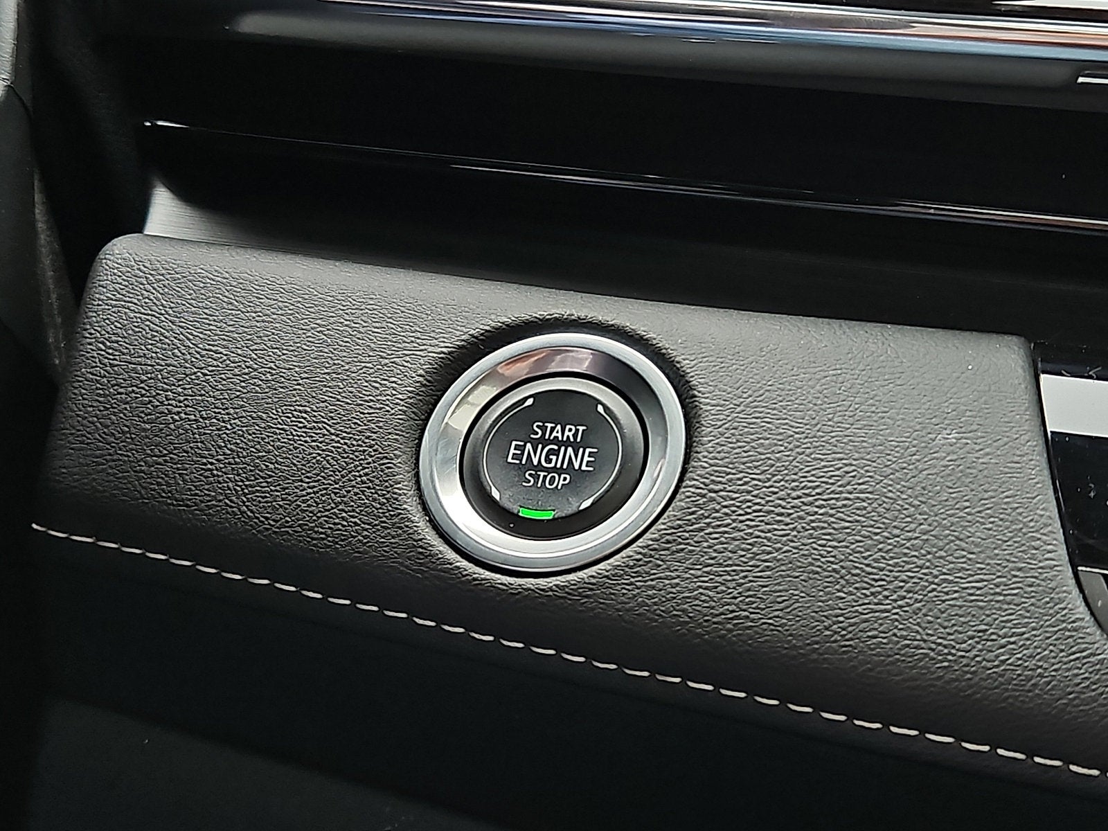 2024 Cadillac Escalade ESV Premium Luxury