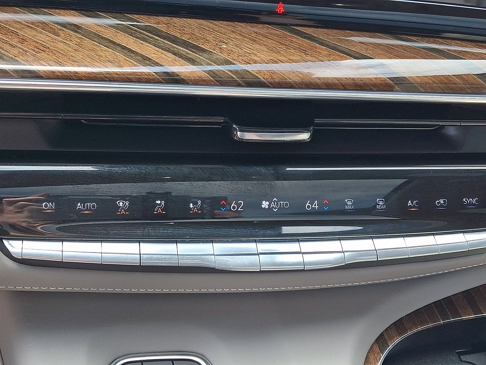 2022 Cadillac Escalade ESV Premium Luxury Platinum