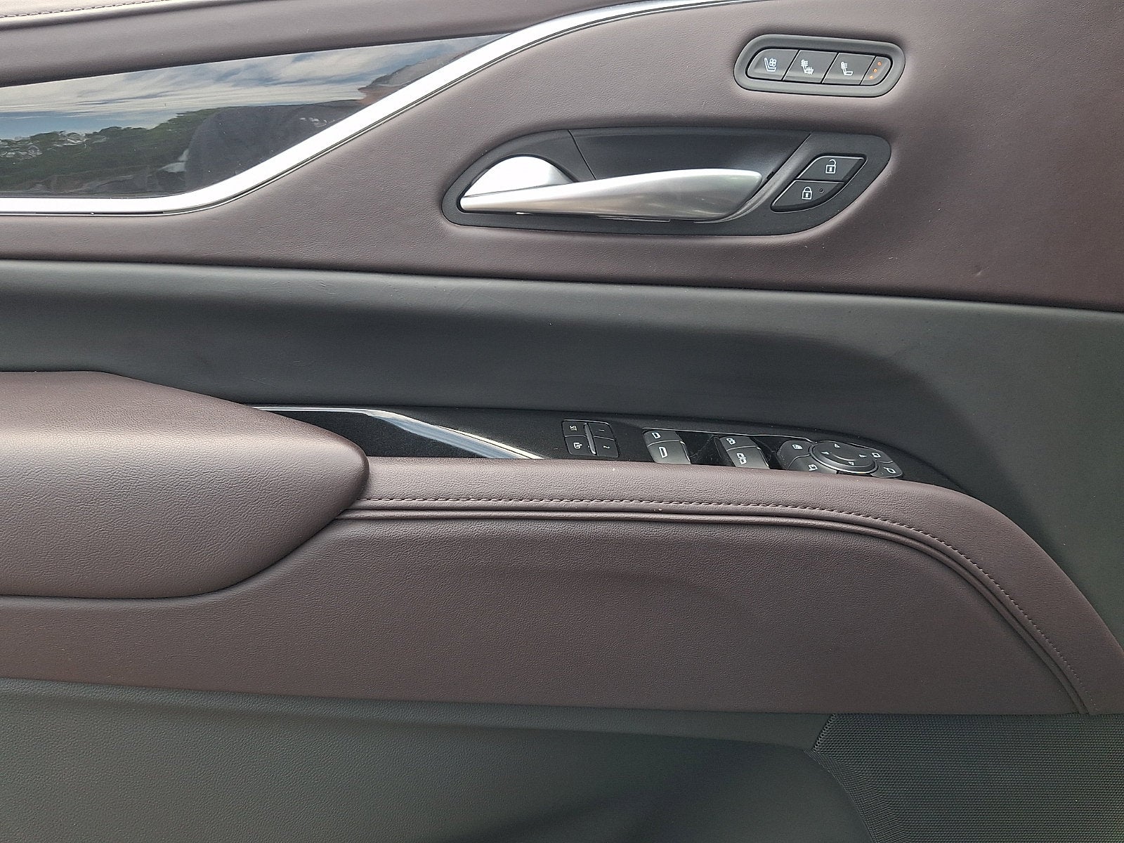 2023 Cadillac Escalade ESV 4WD Sport Platinum