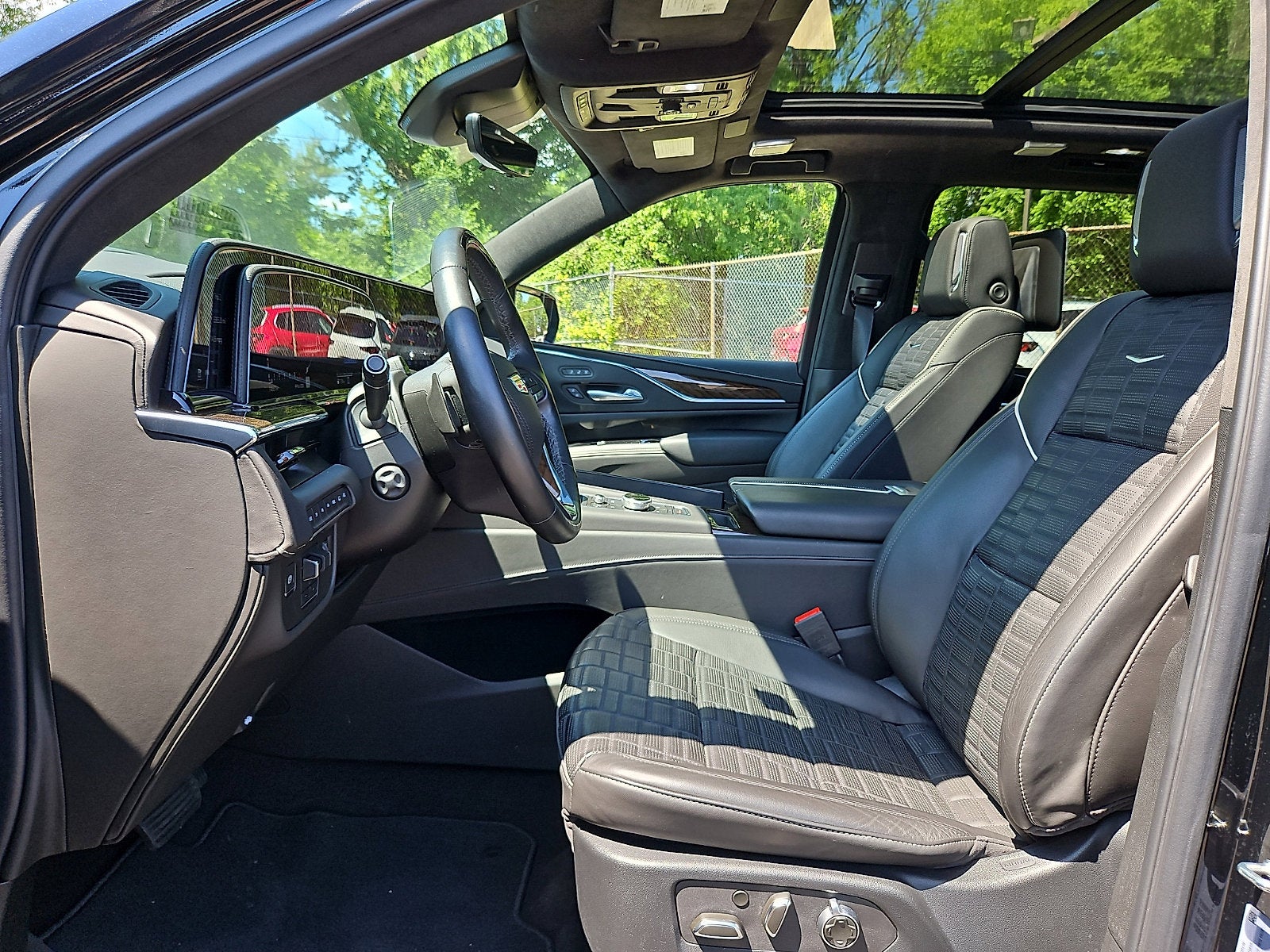 2024 Cadillac Escalade ESV Sport Platinum
