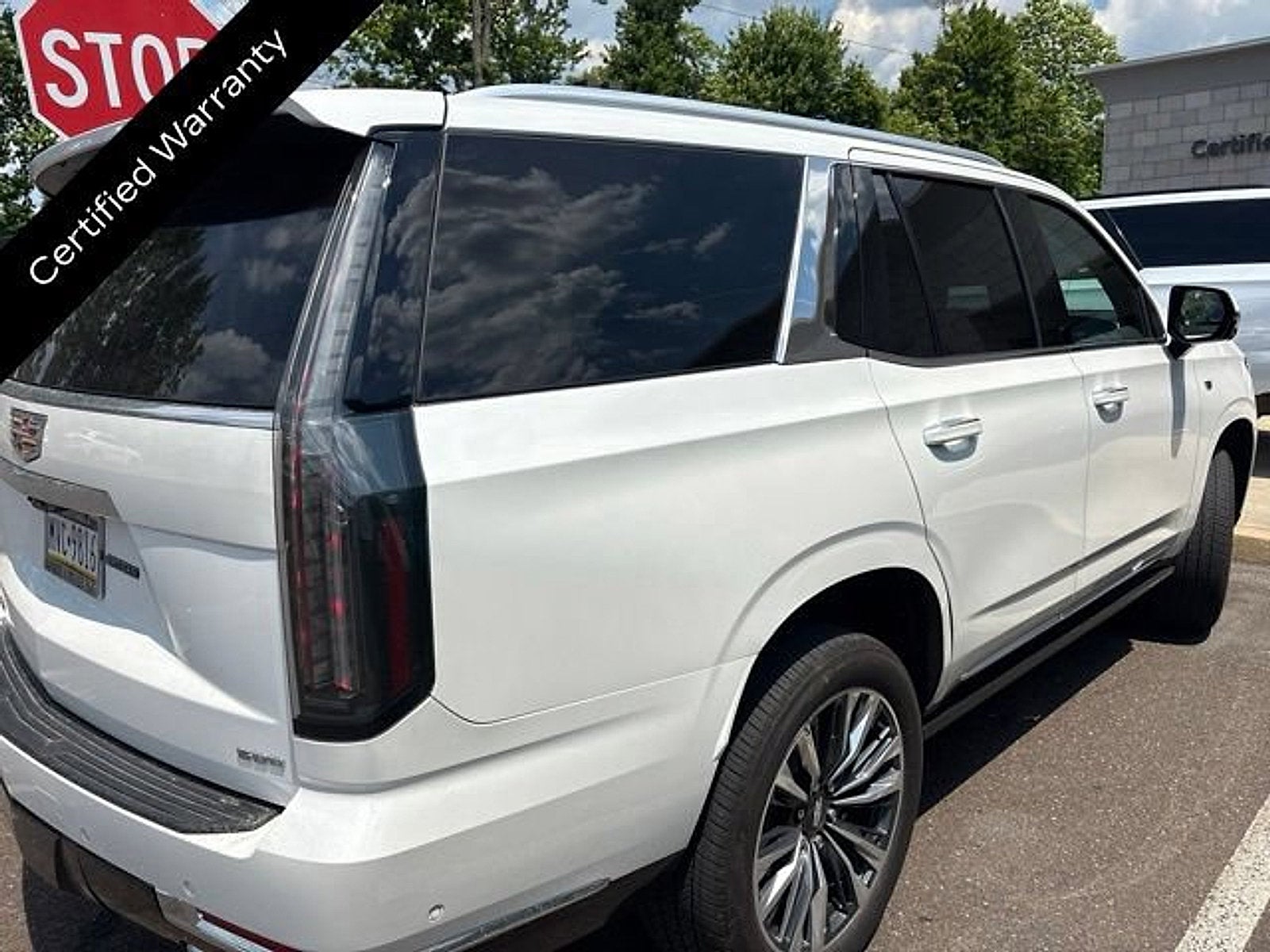 2025 Cadillac Escalade Premium Luxury