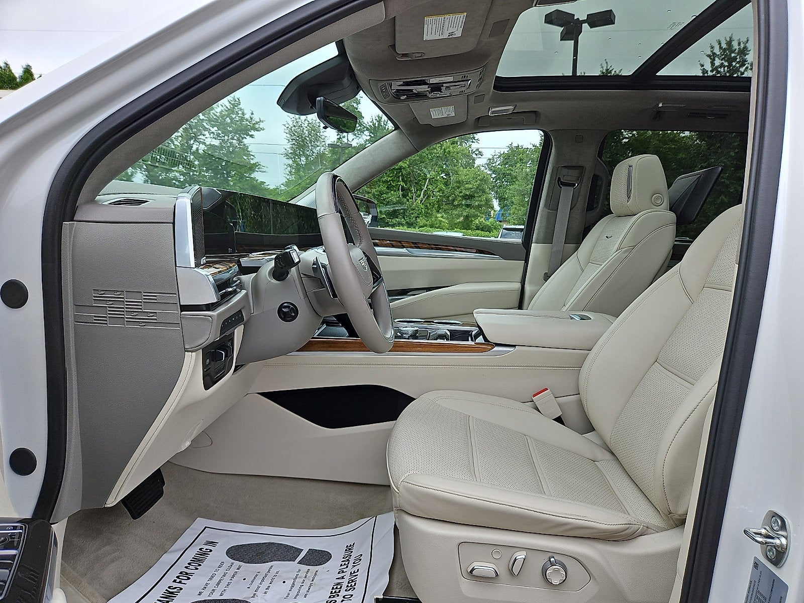 2025 Cadillac Escalade Sport Platinum