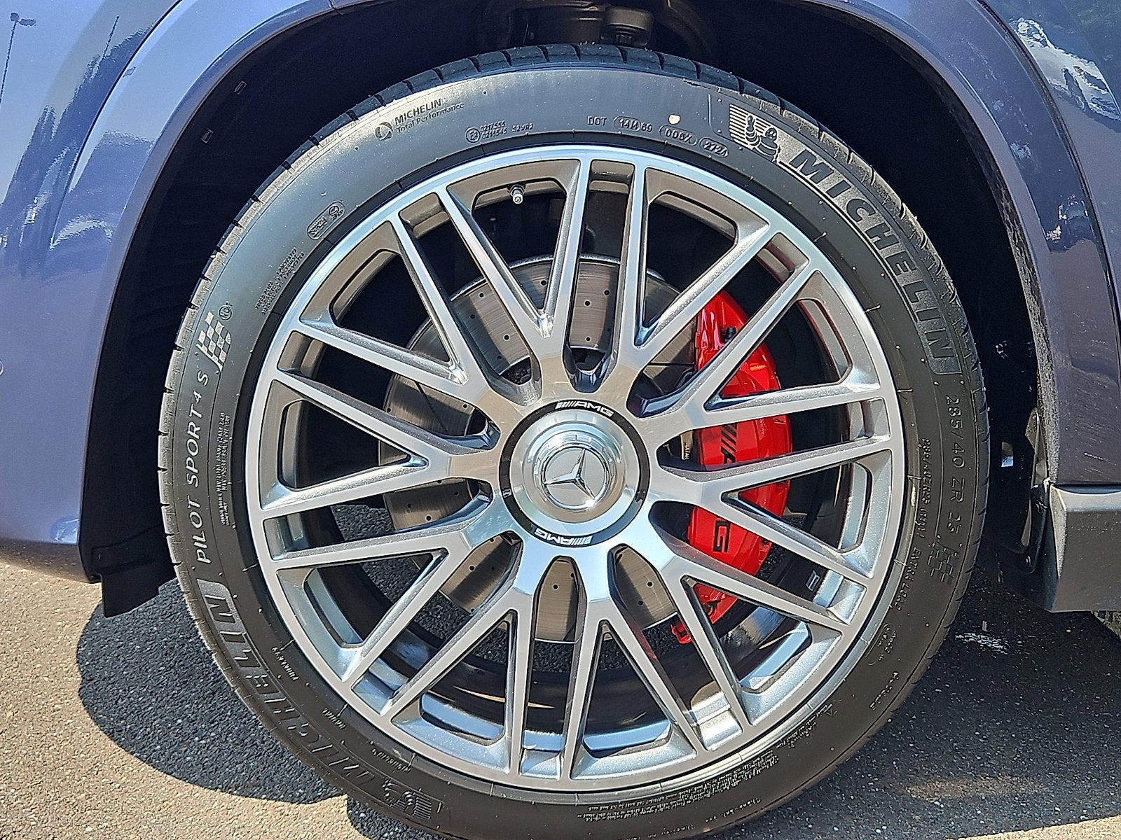 2025 Mercedes-Benz GLS AMG® GLS 63