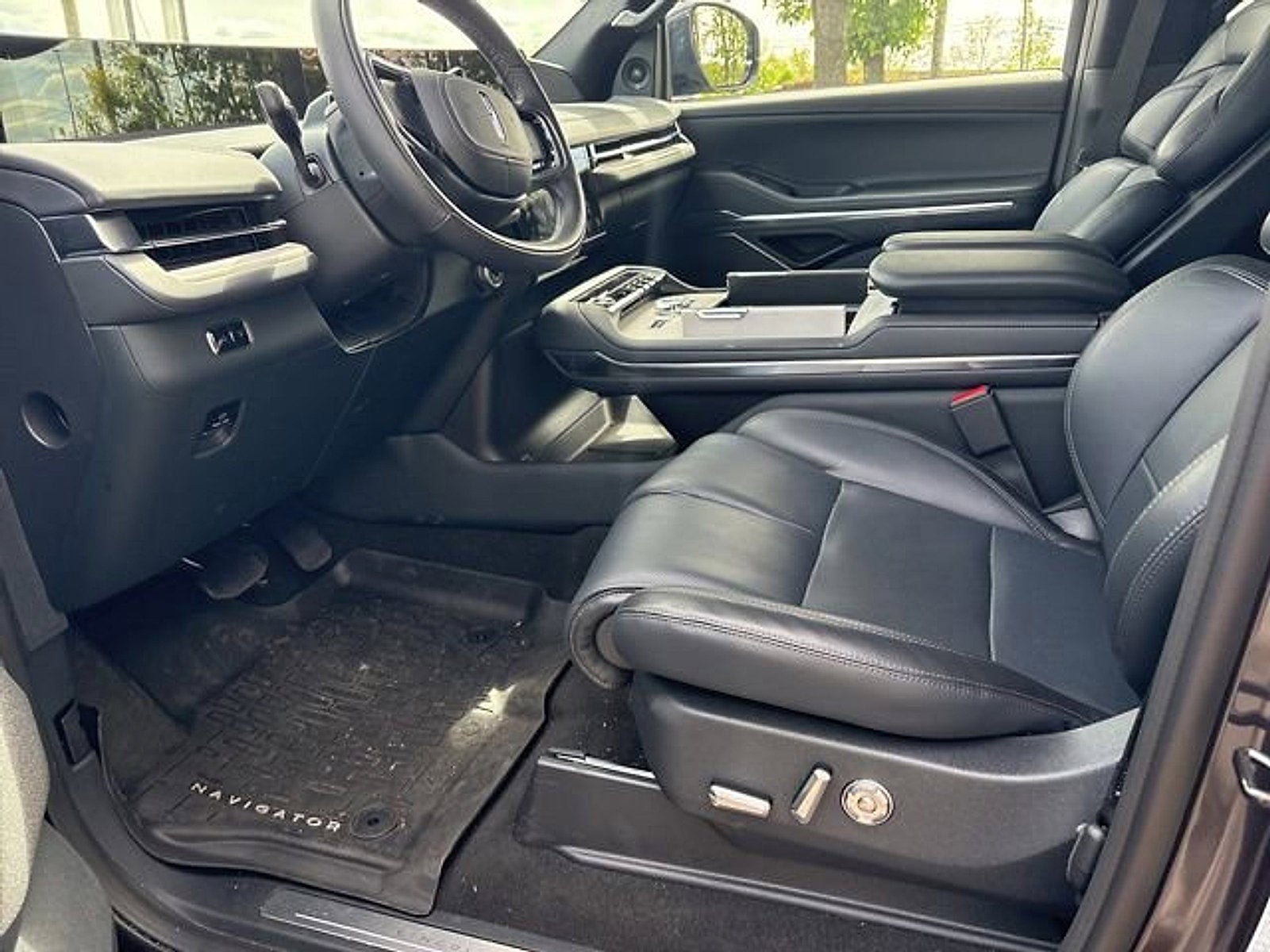 2025 Lincoln Navigator L Reserve