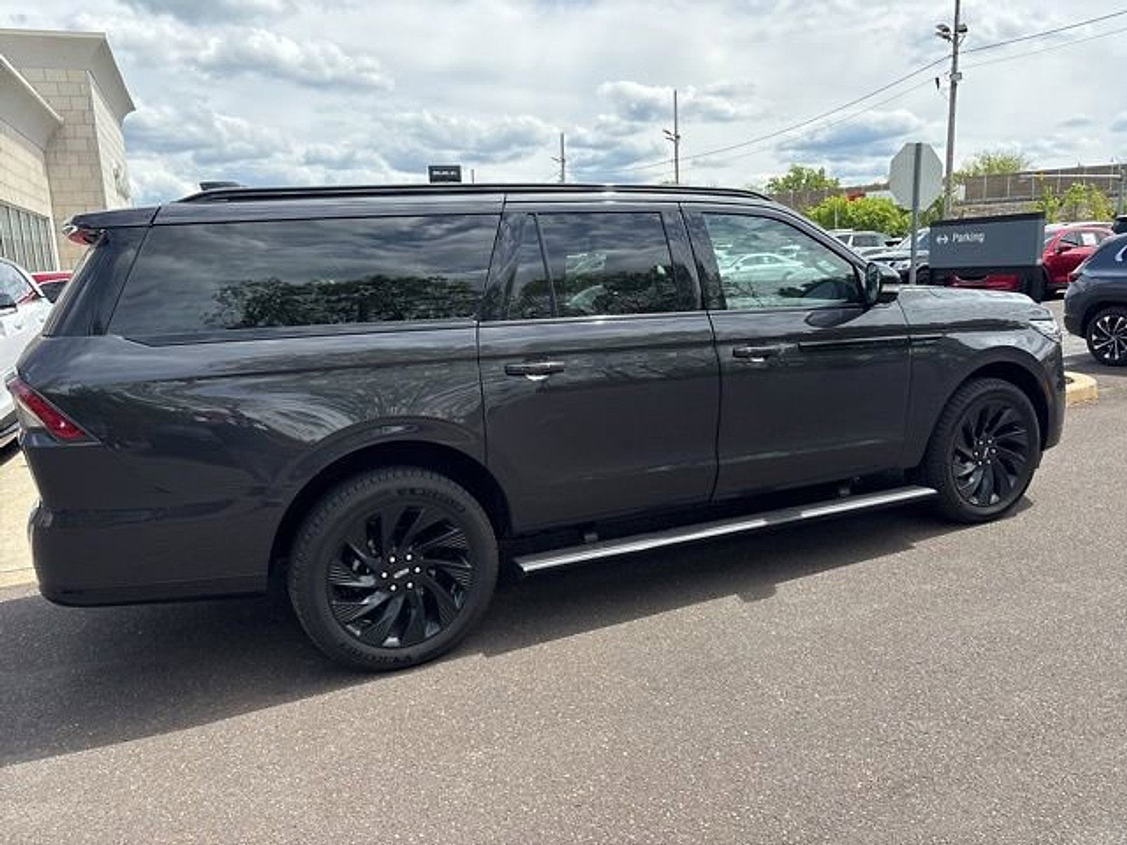 2025 Lincoln Navigator L Reserve