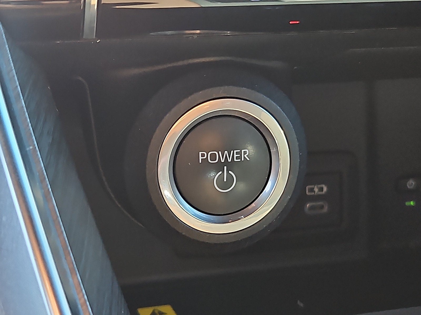 2024 Toyota Venza LE