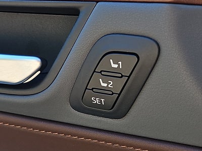 2024 Toyota Venza LE