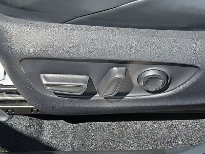 2024 Toyota Venza LE