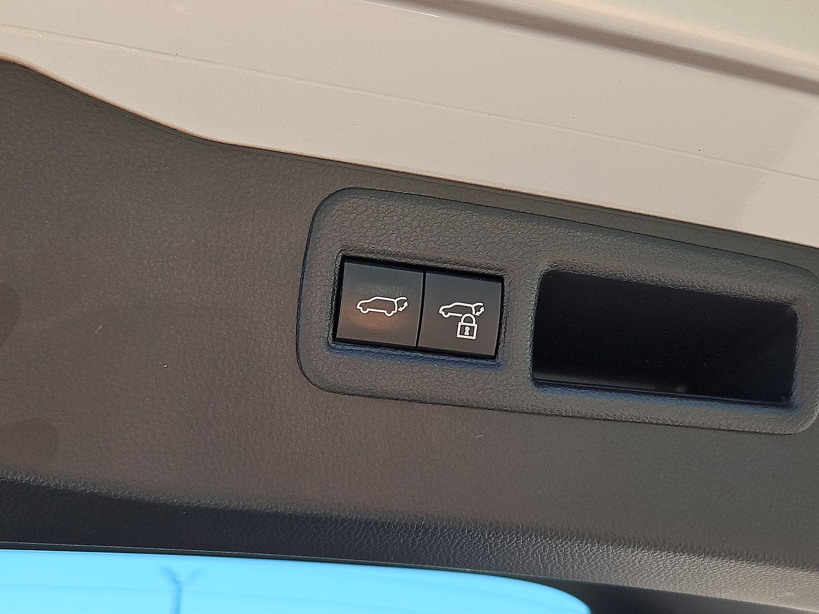 2024 Toyota Venza LE