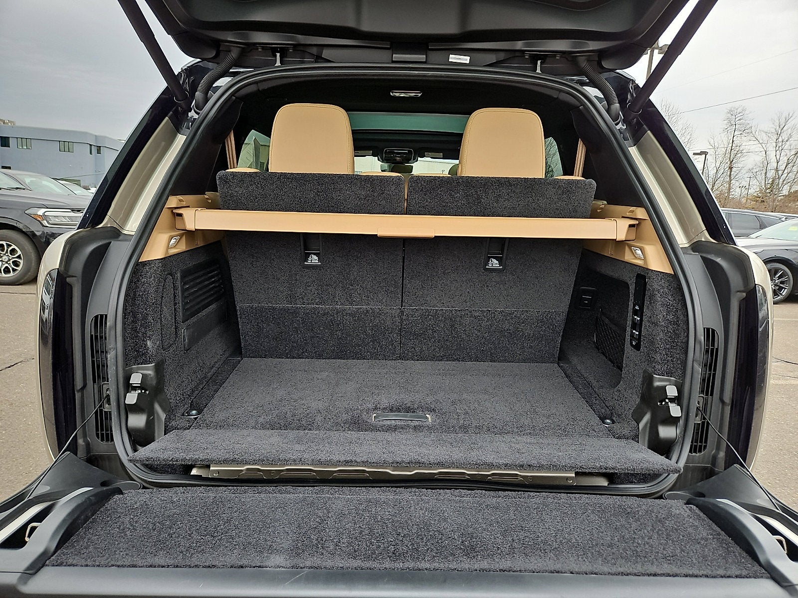 2024 Land Rover Range Rover SE